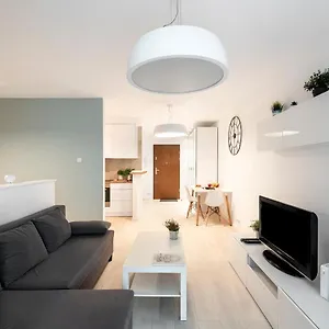 https://waw-apartamenty-manhattan.warsawhotelspoland.com